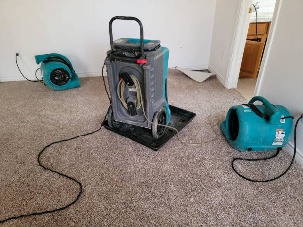 Best Emergency water damage restoration  in Yreka, CA
